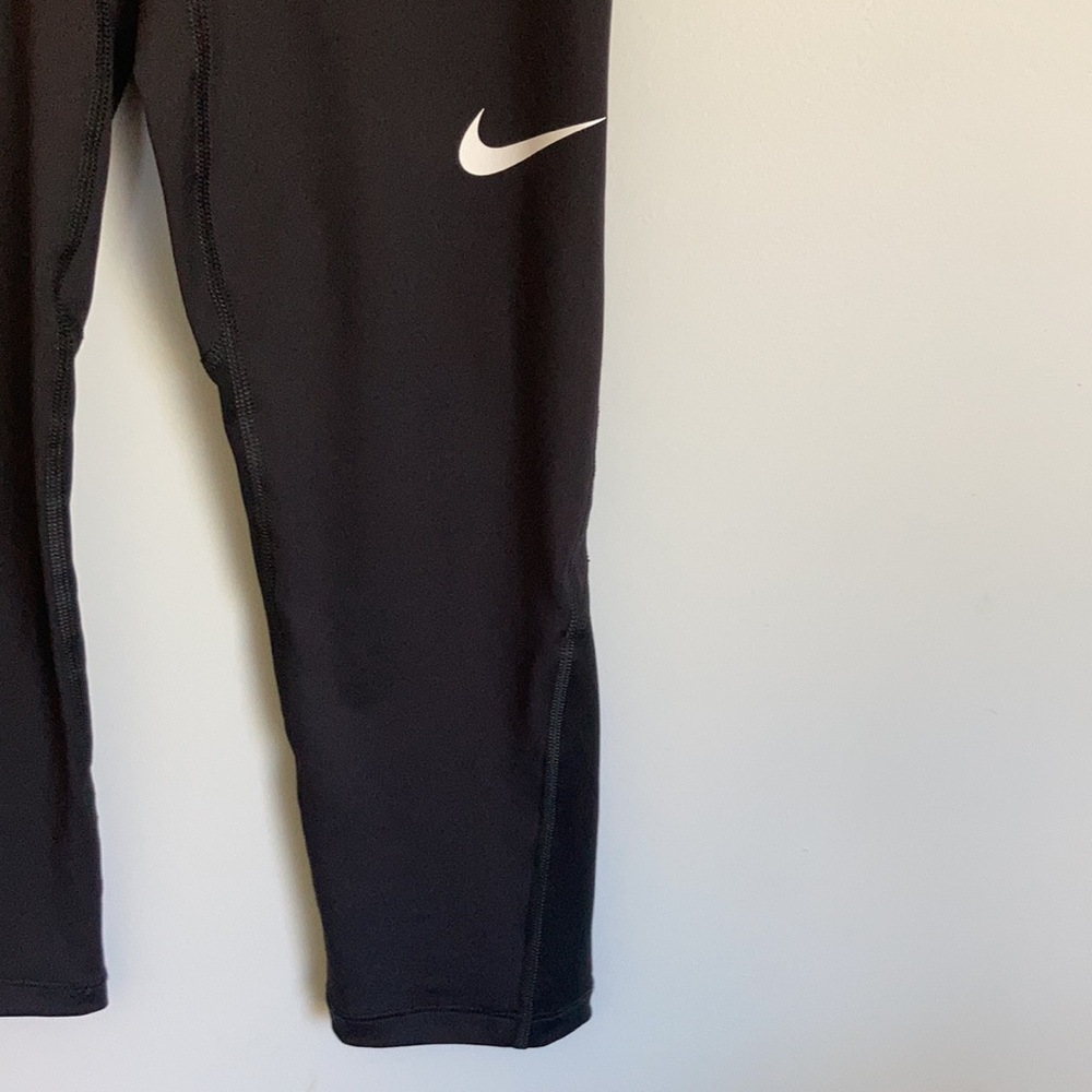 Nike Dri-Fit Training Capris - Picture 3 of 7